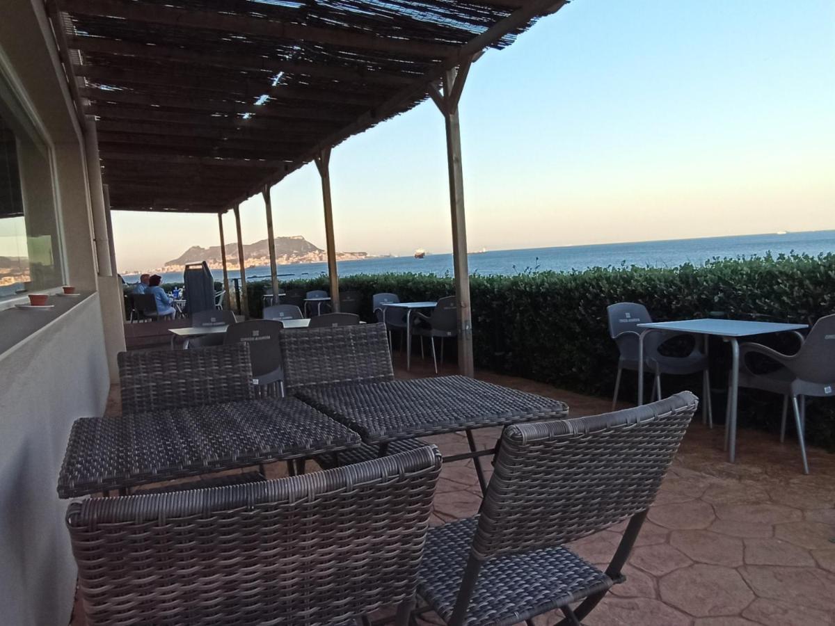 Punta Carnero Hostal Algeciras Eksteriør billede