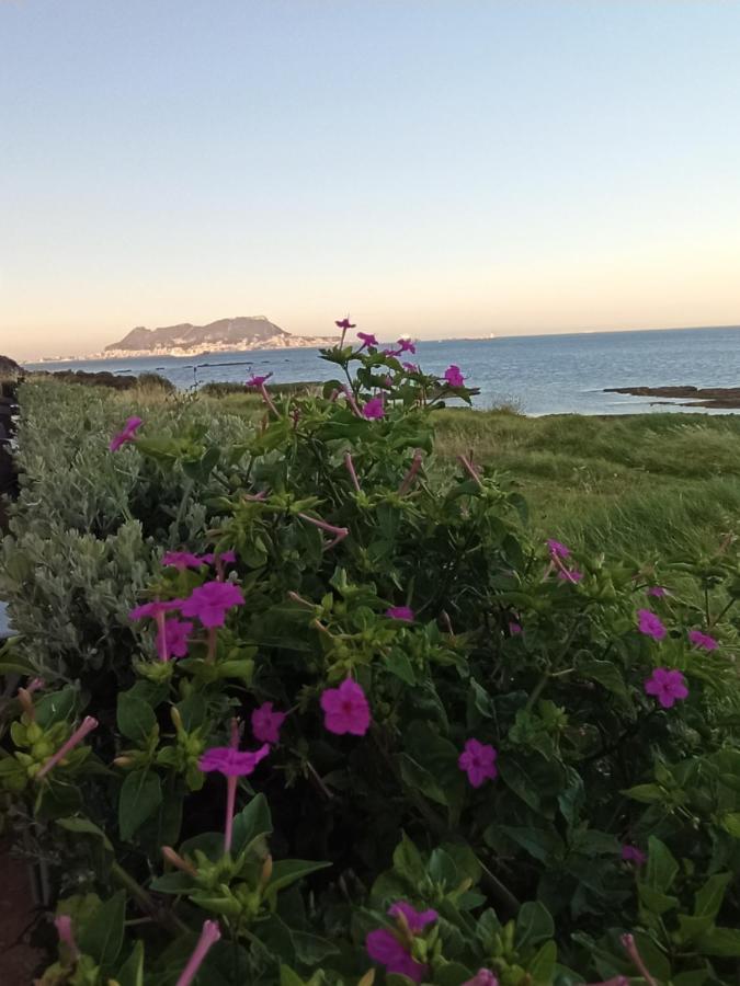 Punta Carnero Hostal Algeciras Eksteriør billede