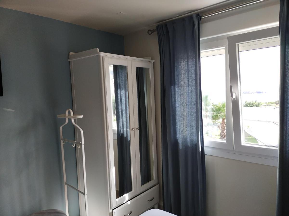 Punta Carnero Hostal Algeciras Eksteriør billede