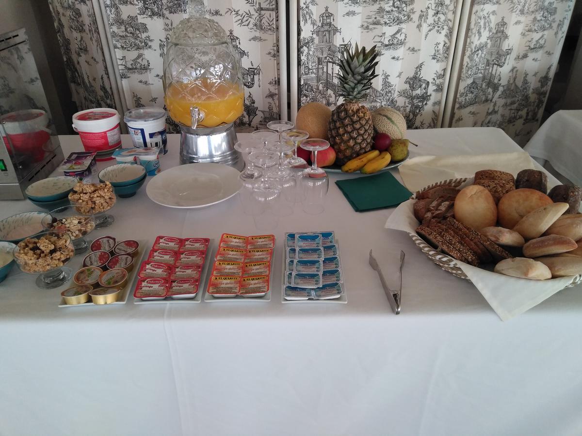 Punta Carnero Hostal Algeciras Eksteriør billede