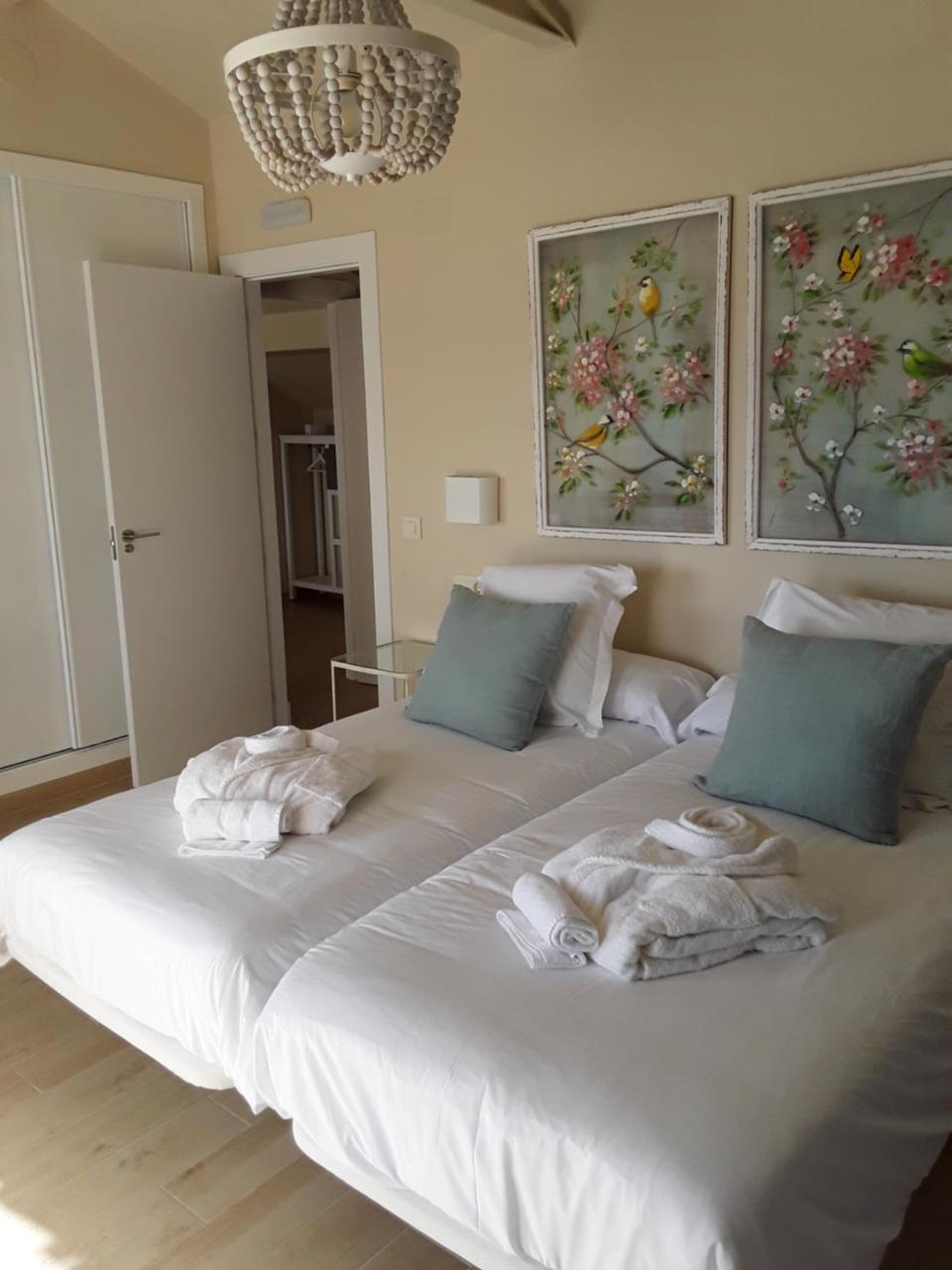 Punta Carnero Hostal Algeciras Eksteriør billede