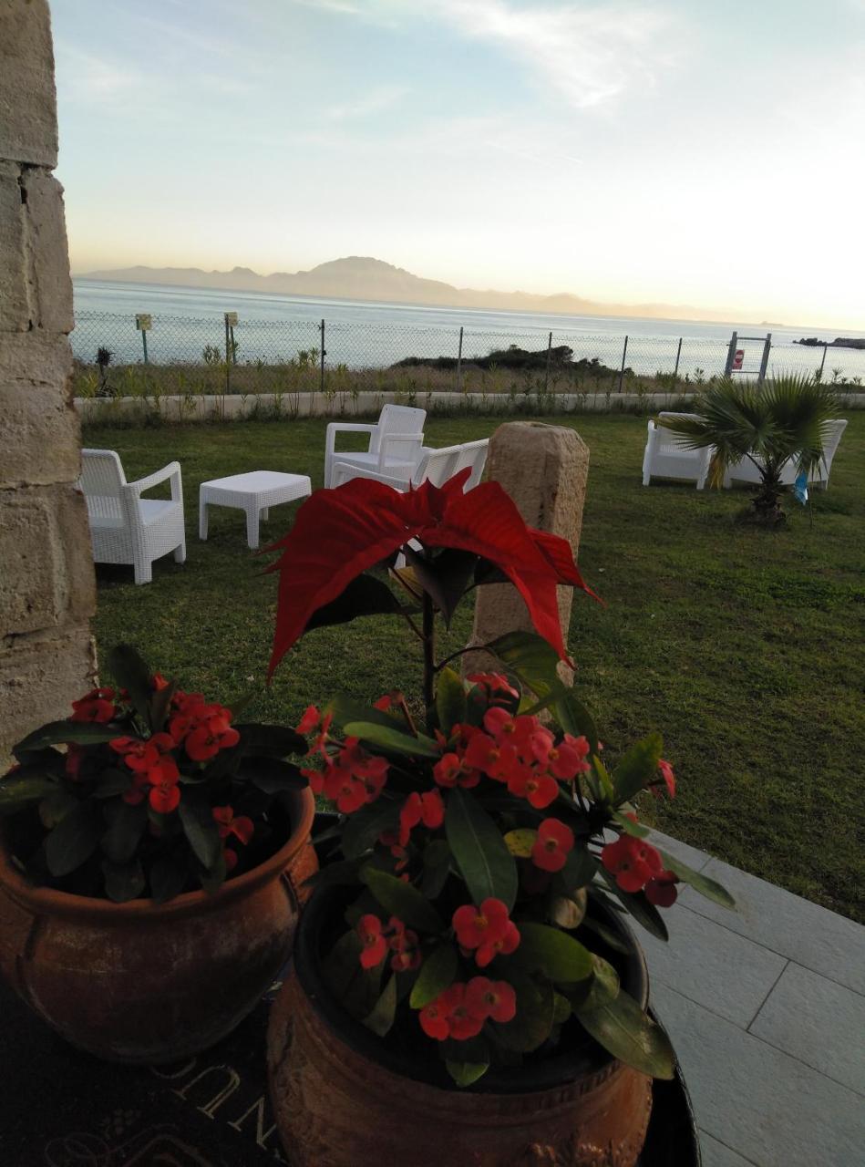 Punta Carnero Hostal Algeciras Eksteriør billede